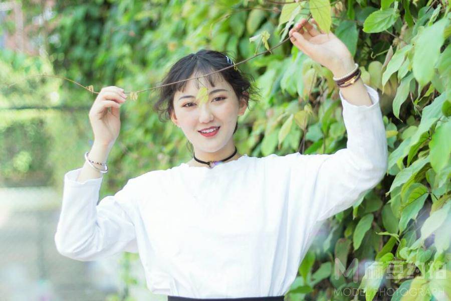 校园模特