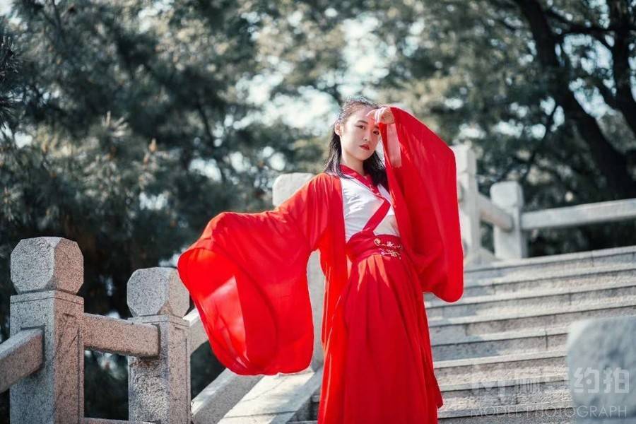 汉服模特