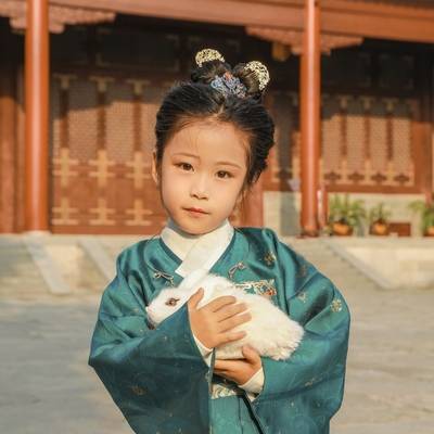 汉服模特