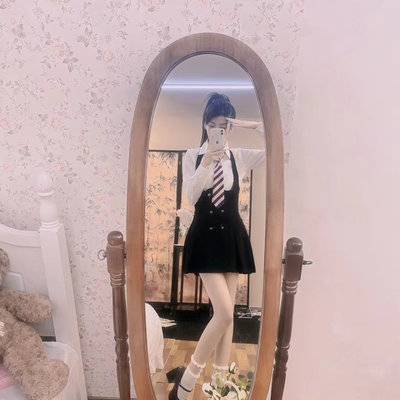 黑白模特