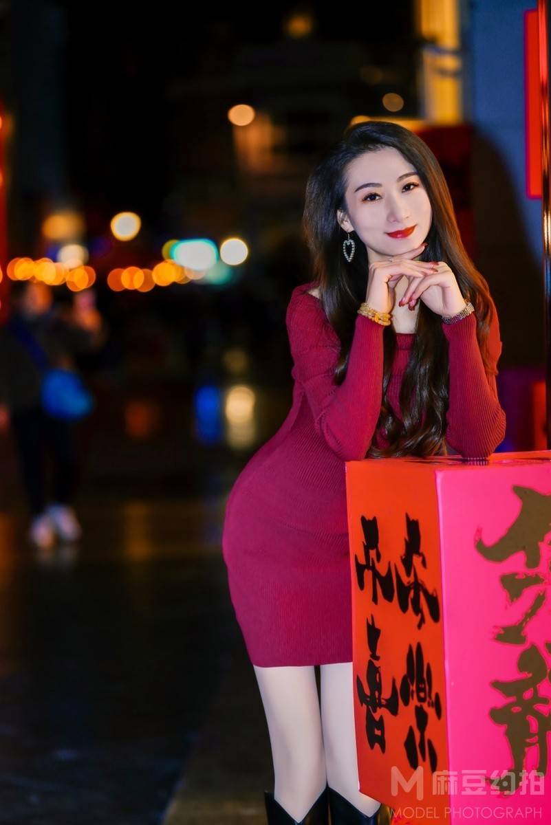 夜景模特