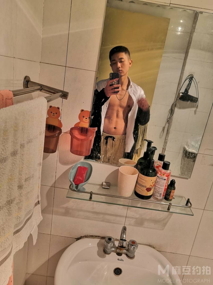 纪实模特