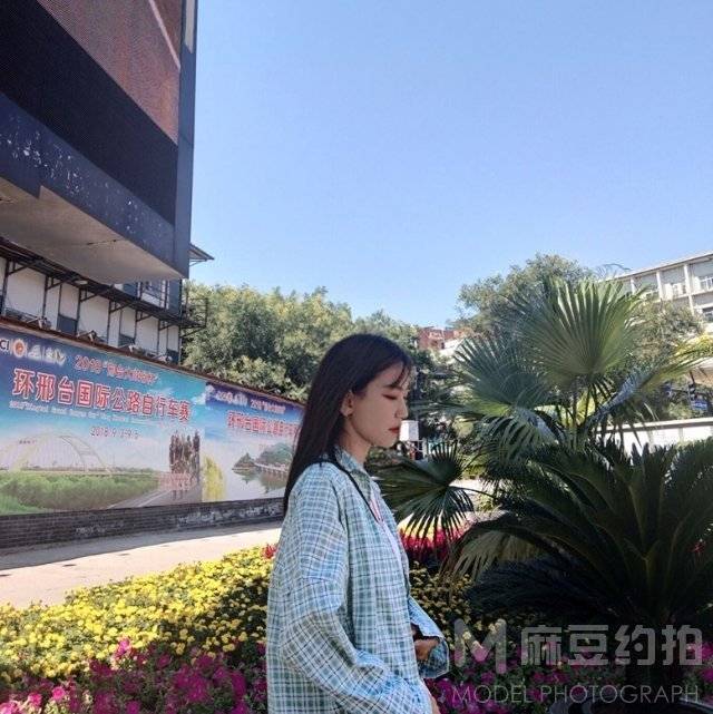 校园模特