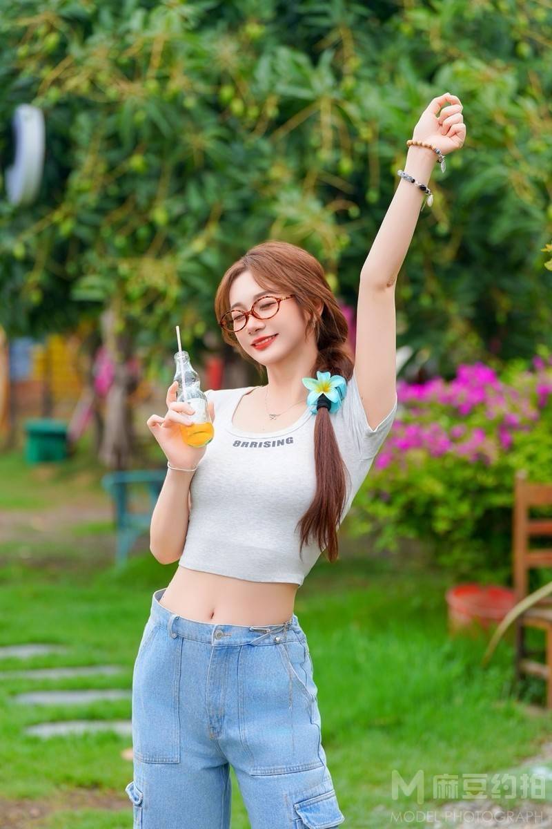 清新模特