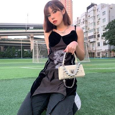 宝丽来模特