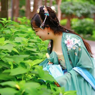 汉服模特