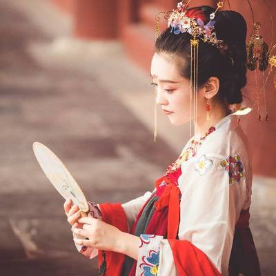 汉服模特