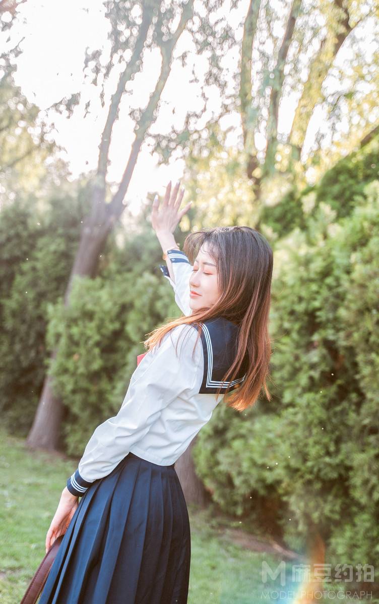 校园模特