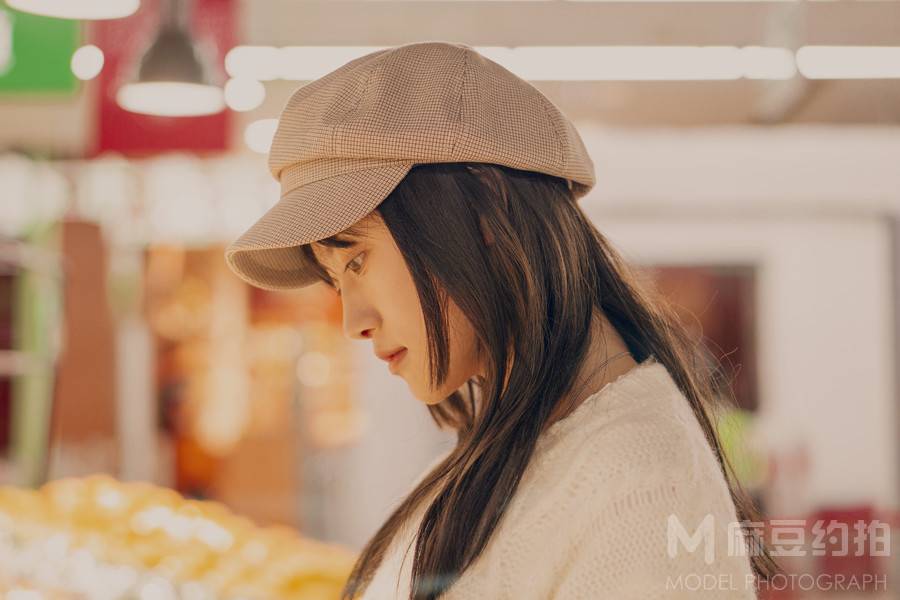 情绪模特