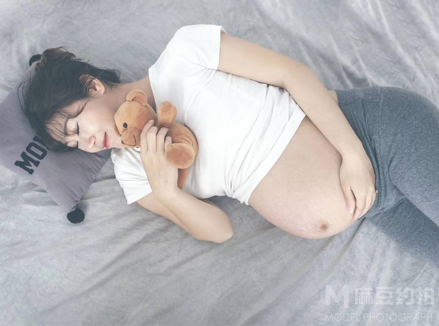 孕照模特