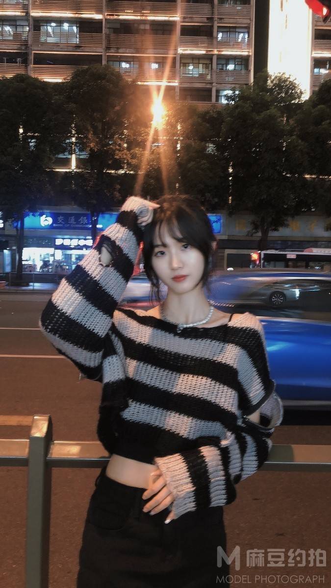 夜景模特