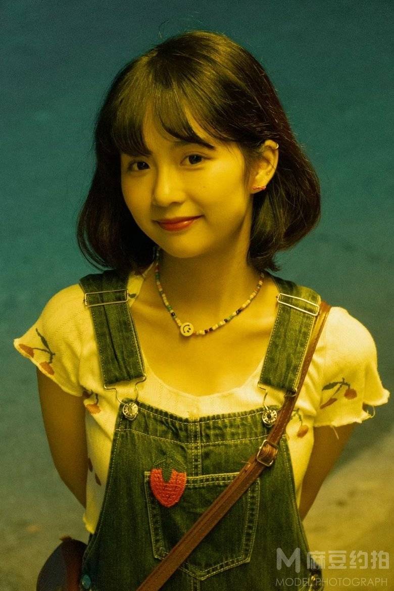 胶片模特