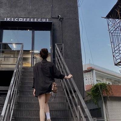 黑白模特