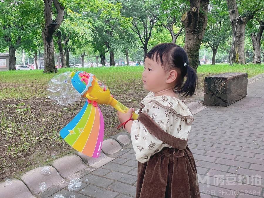 清新模特