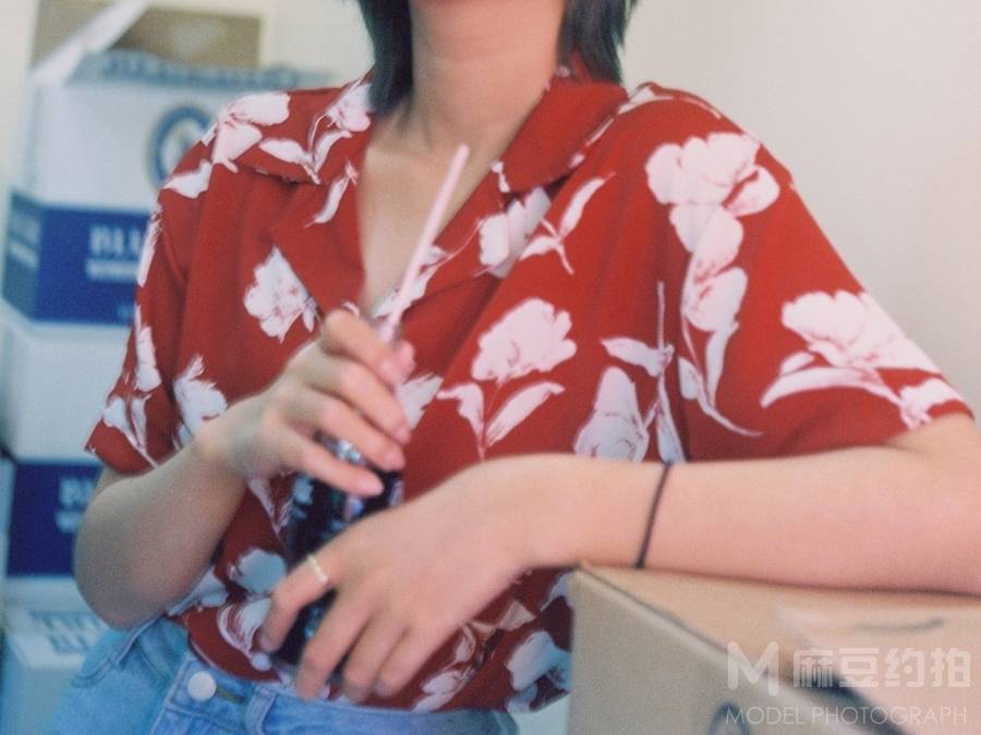胶片模特