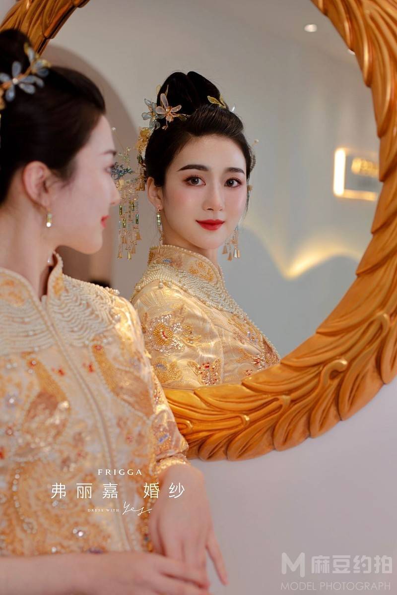 妆容模特