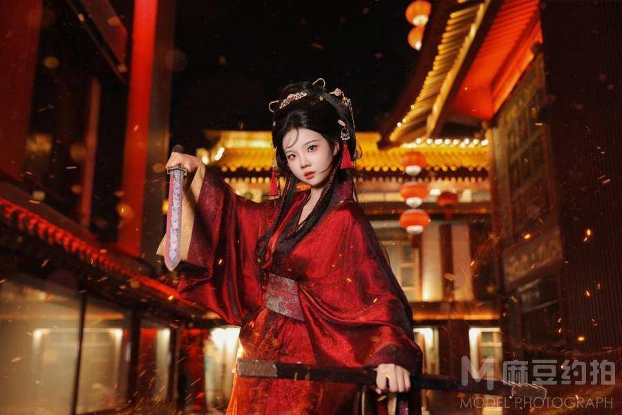 汉服模特