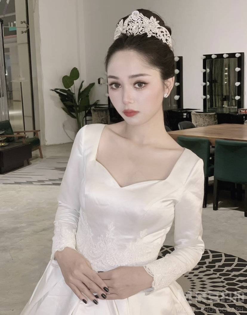 妆容模特