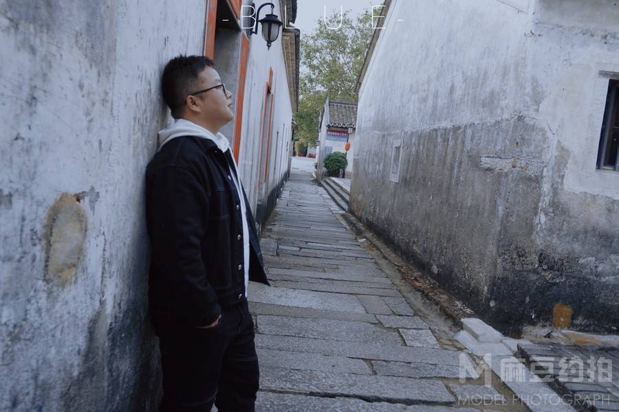 黑白模特