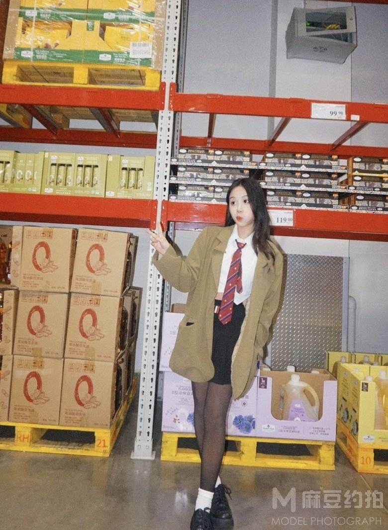 校园模特