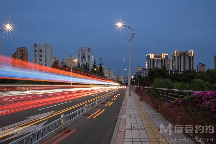 夜景模特