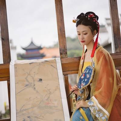 汉服模特