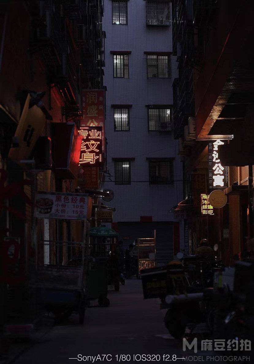 纪实模特