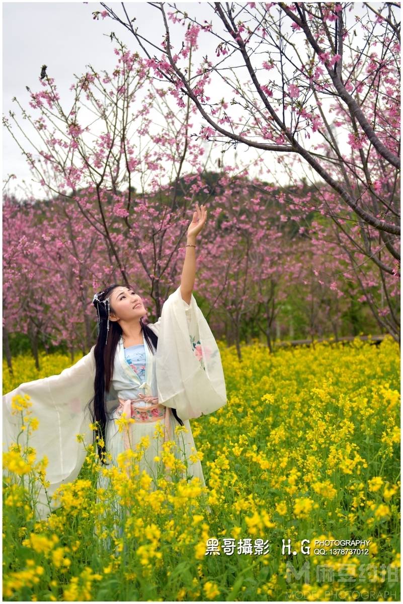 汉服模特