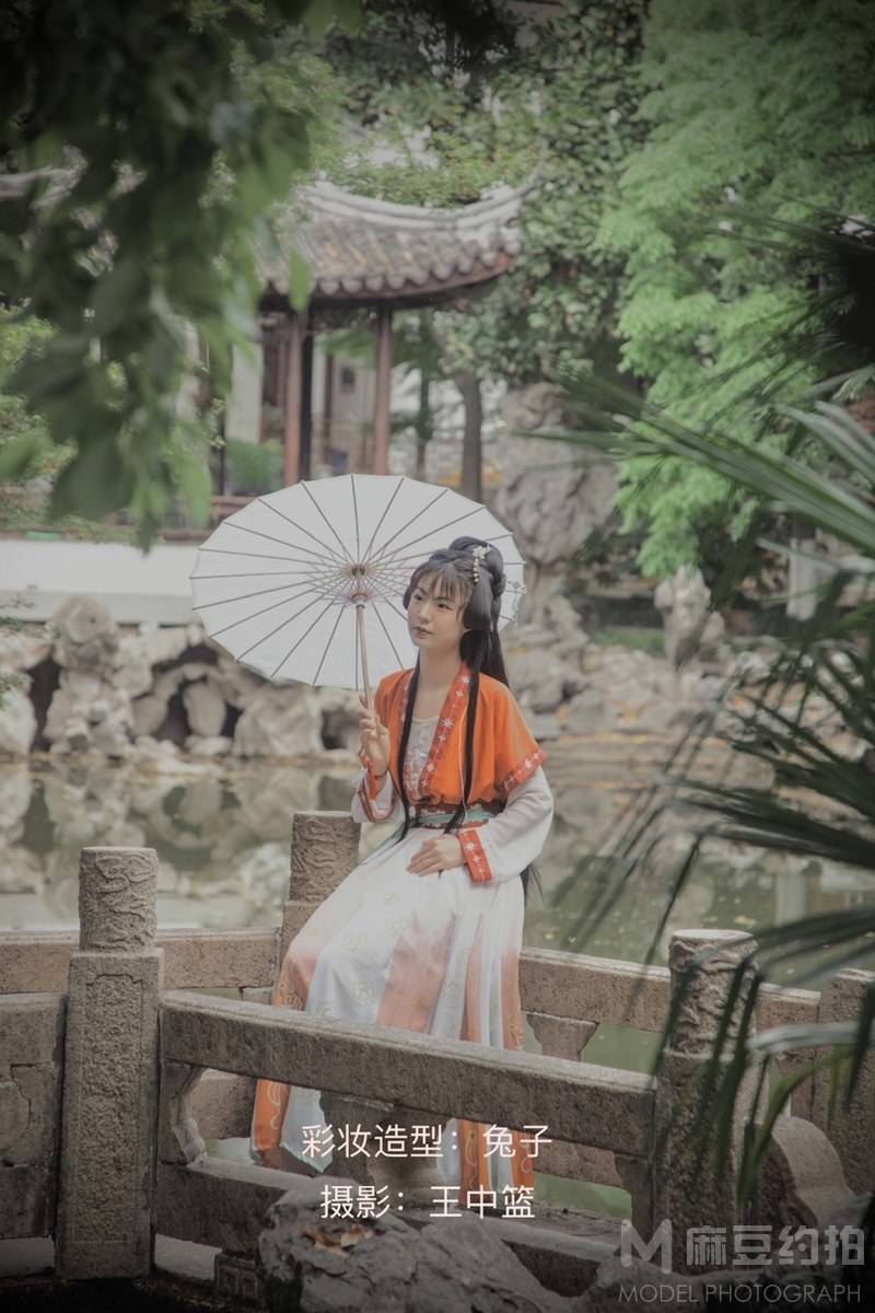 汉服模特