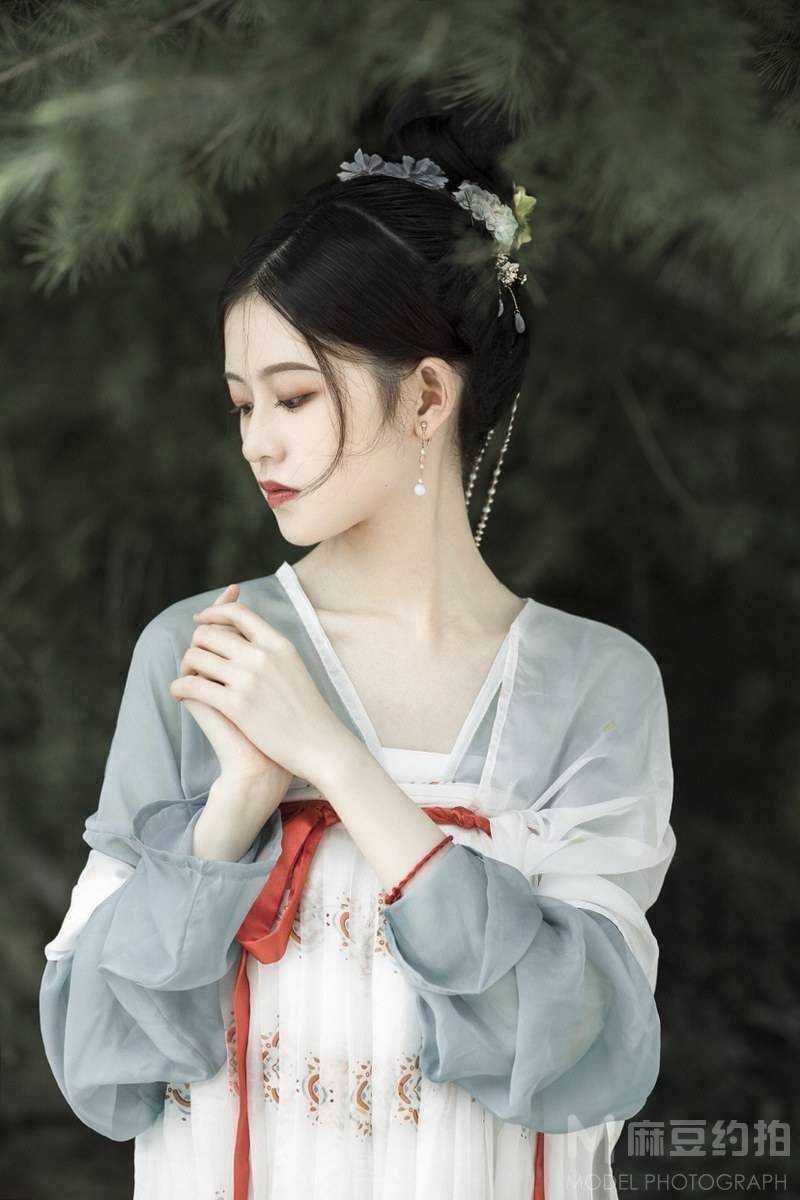 胶片模特