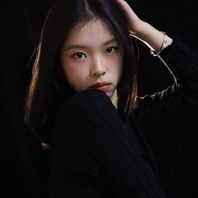 黑白模特