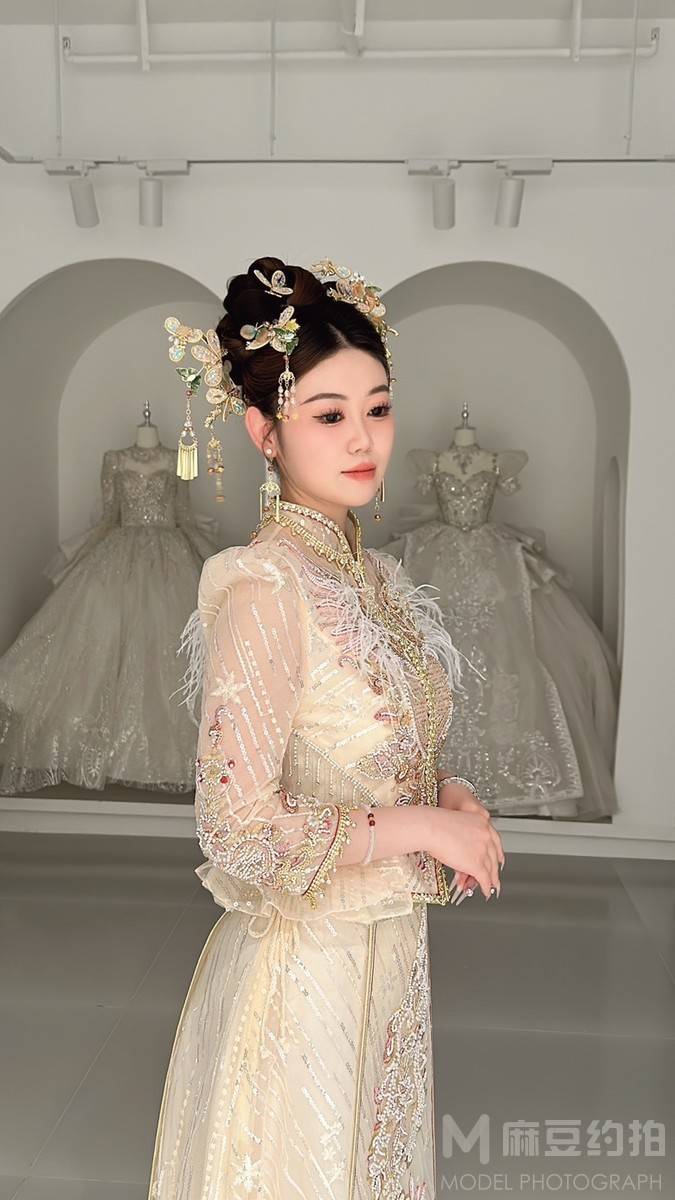 妆容模特