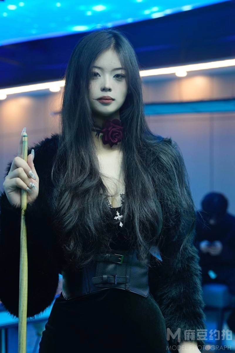 纪实模特