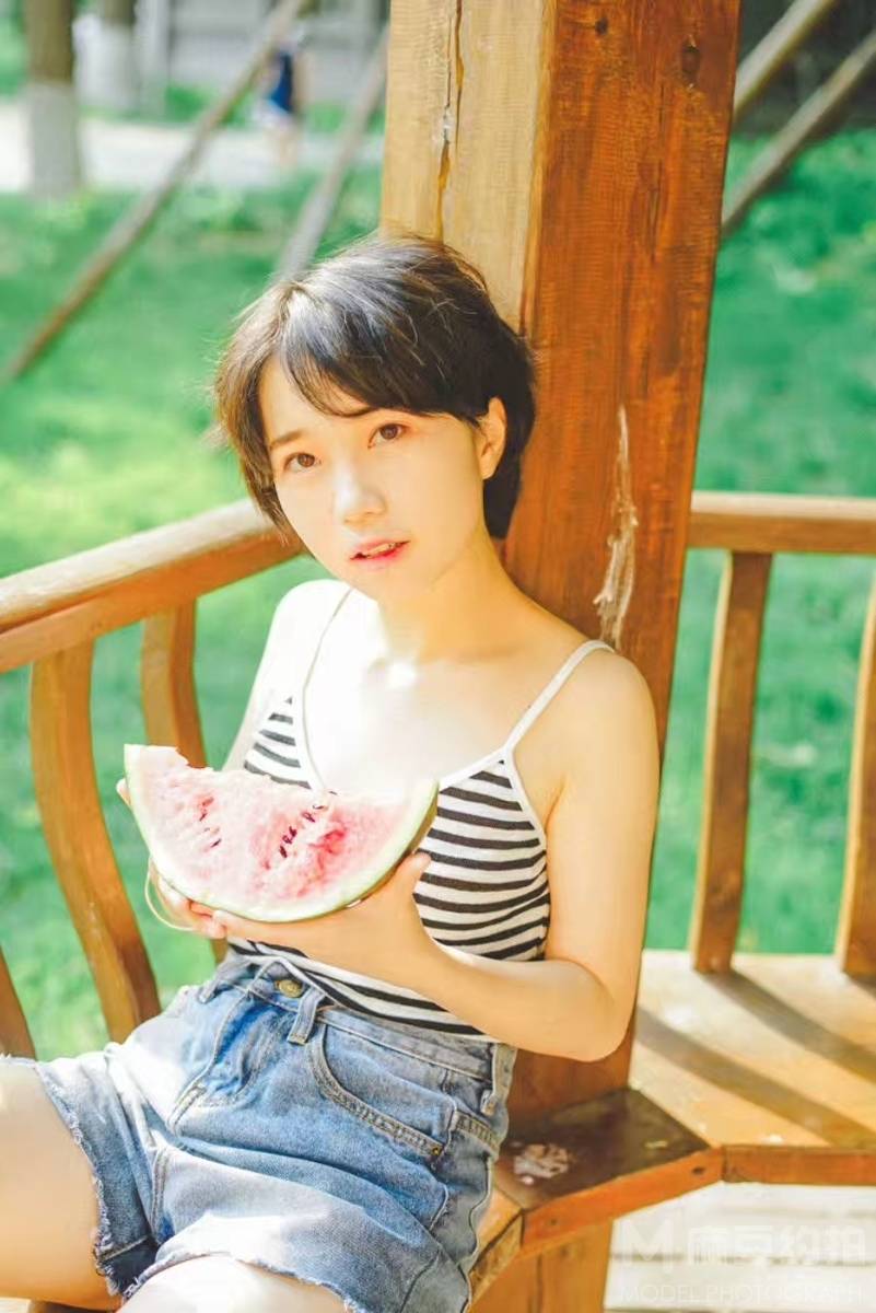 校园模特