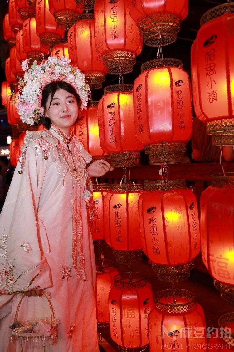 夜景模特
