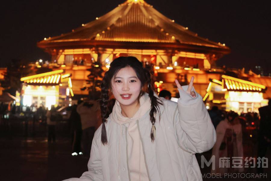 夜景模特