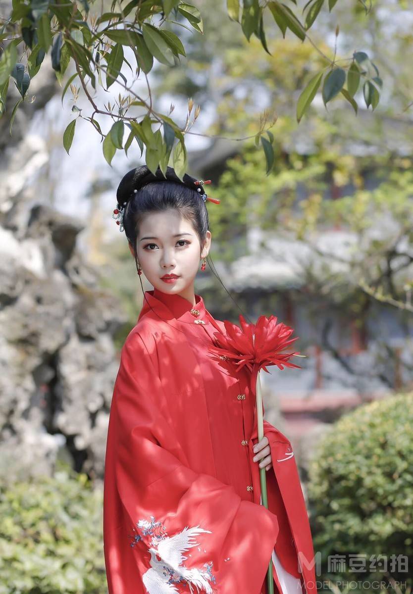 汉服模特