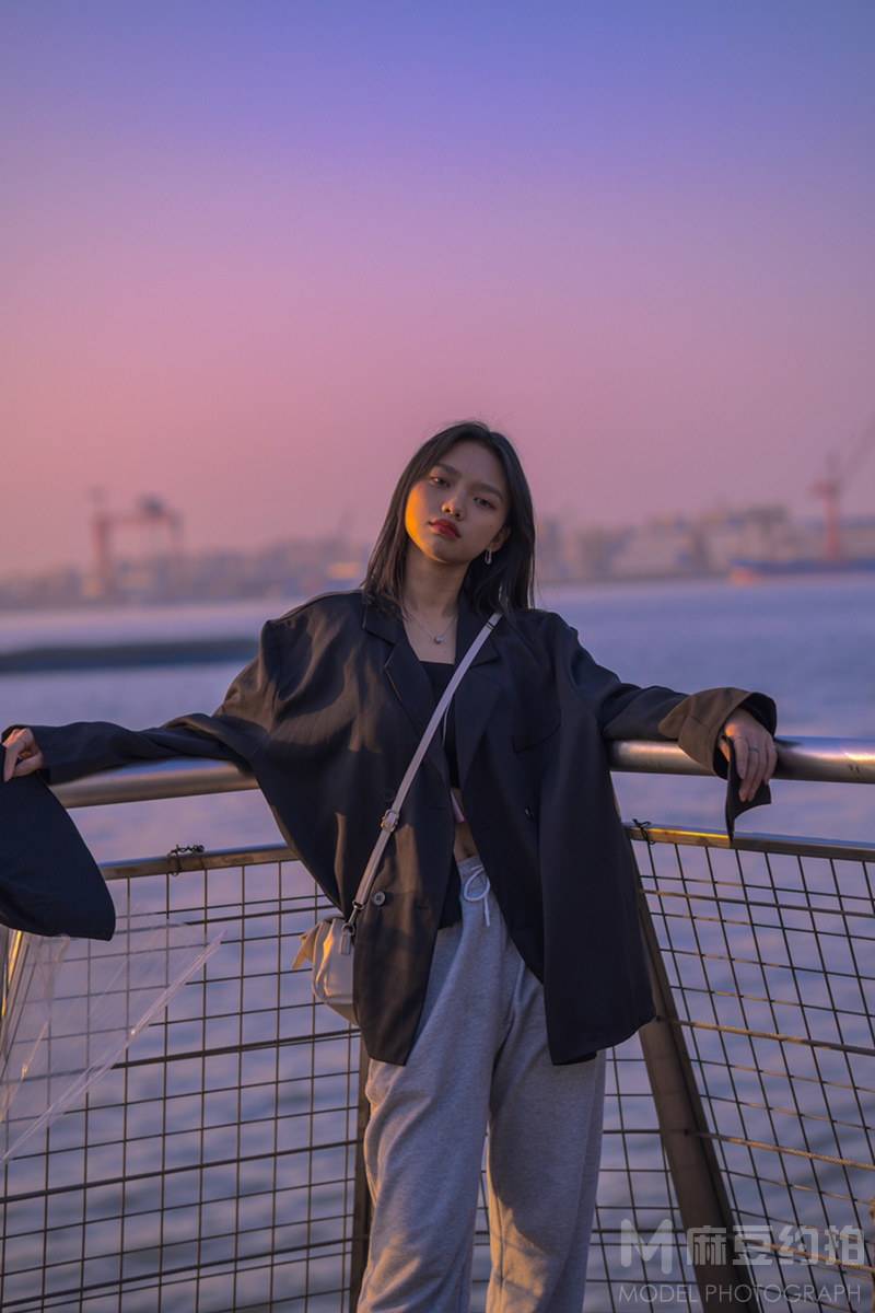 夜景模特