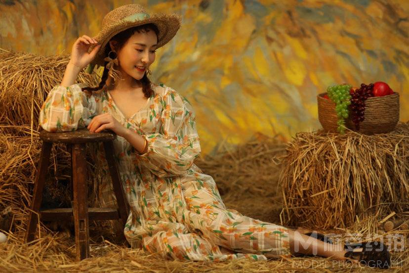 情绪模特