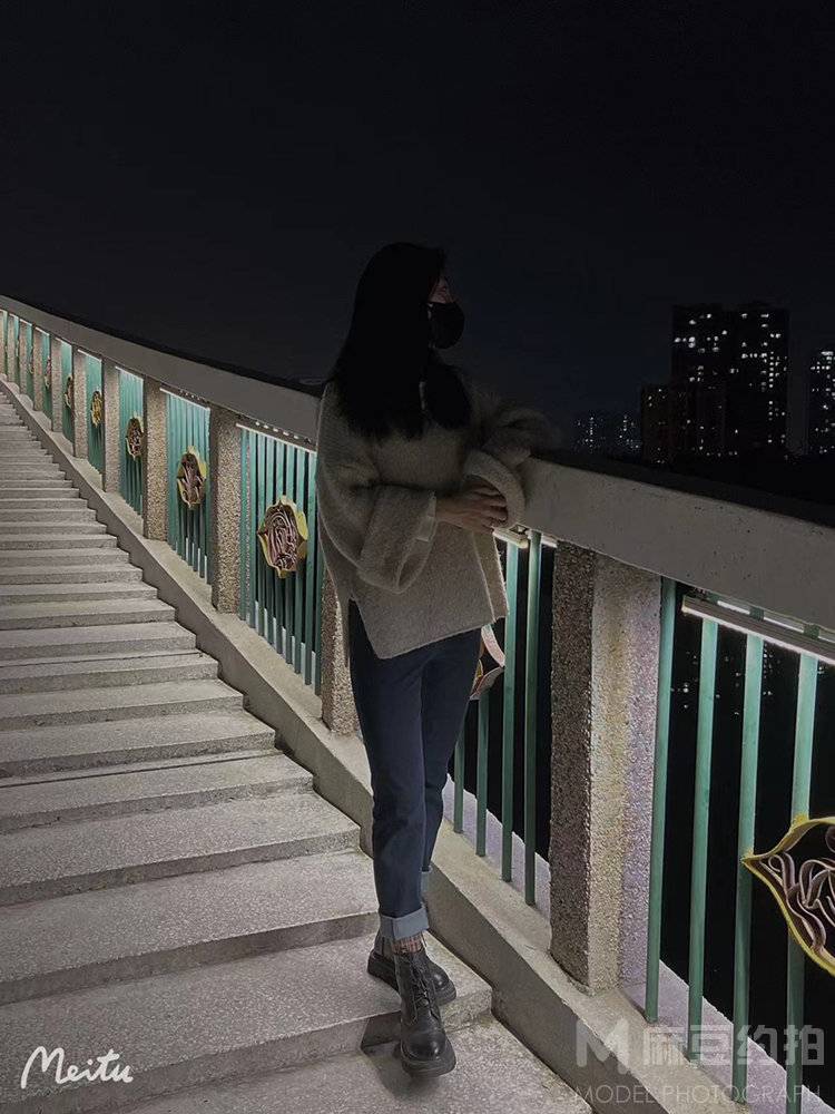 夜景模特
