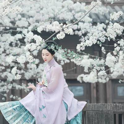 汉服模特