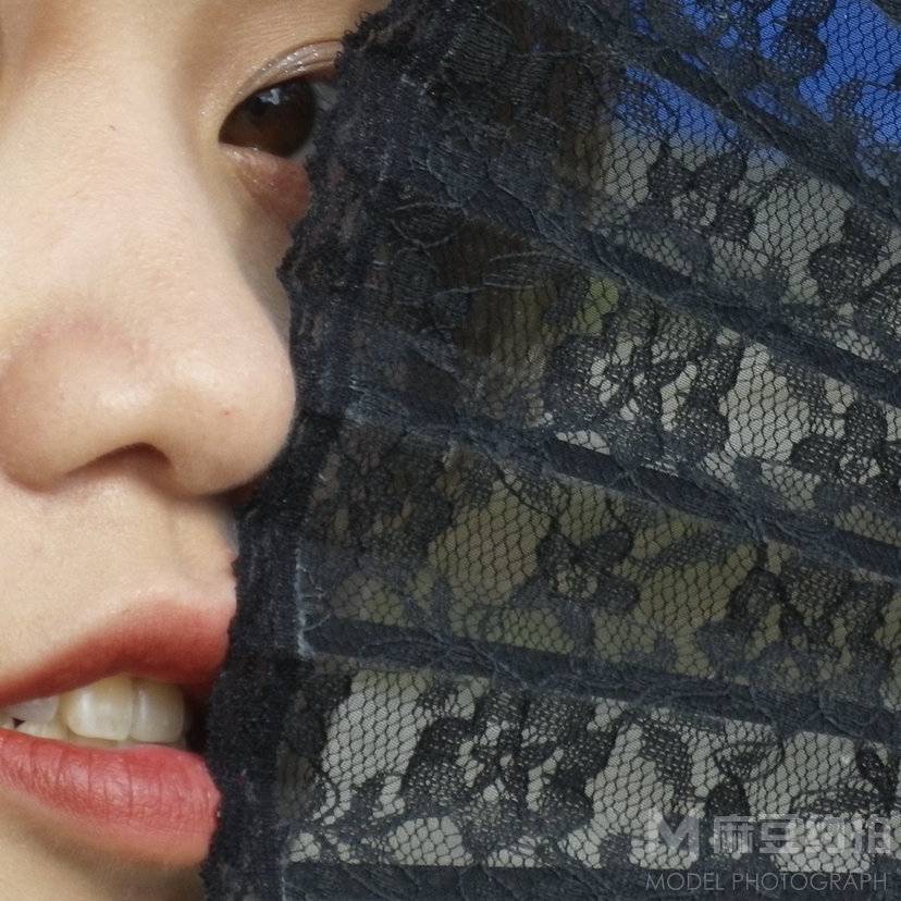 黑白模特