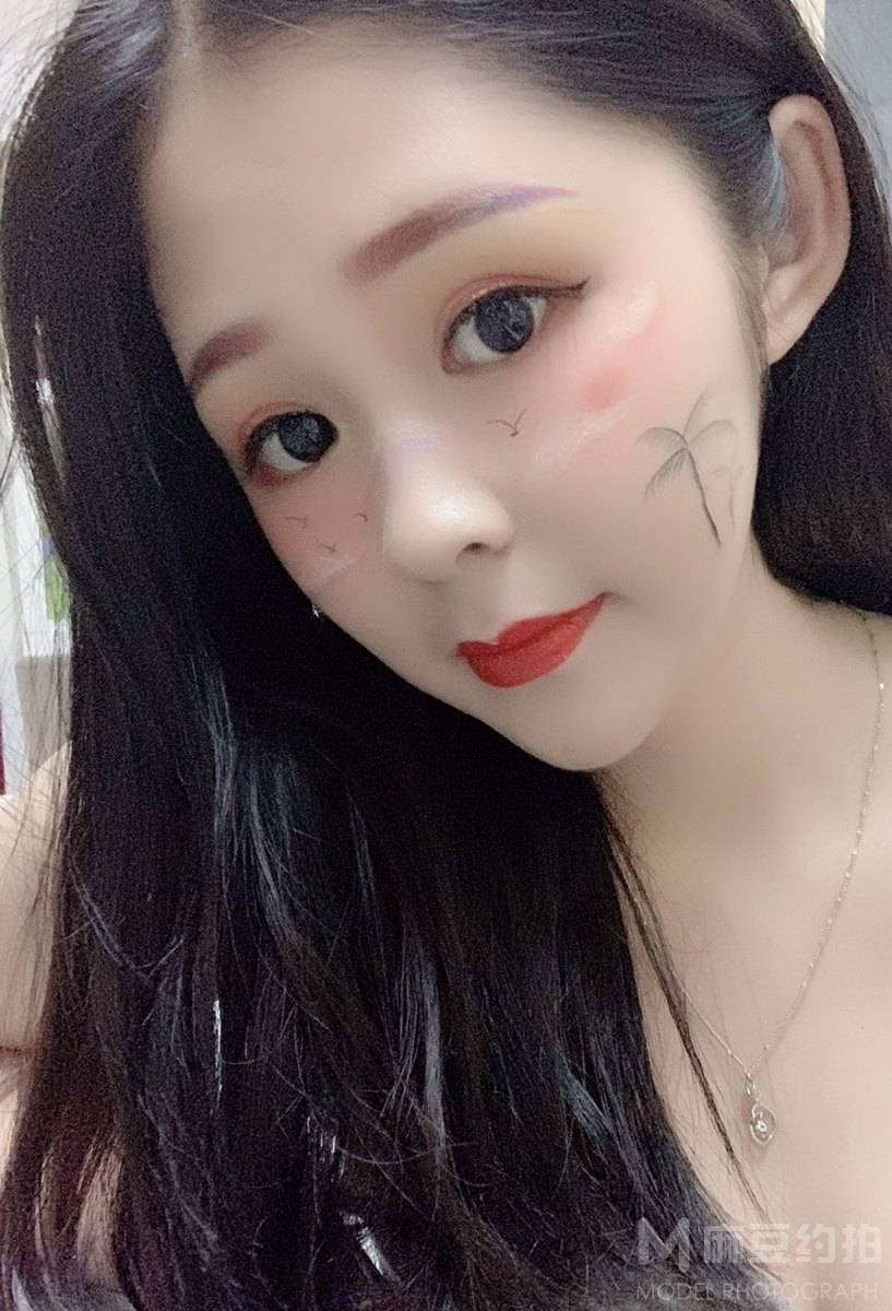 妆容模特