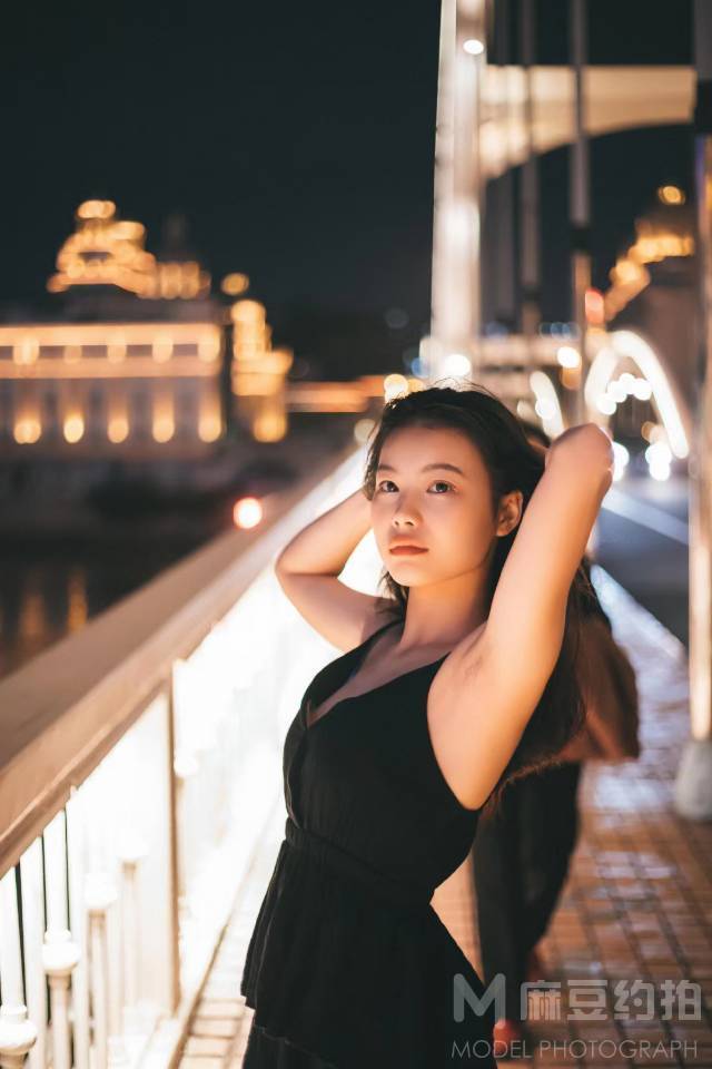 夜景模特