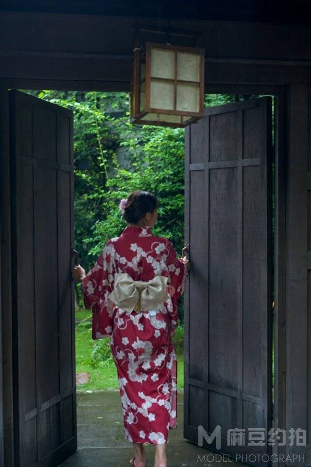 和服模特