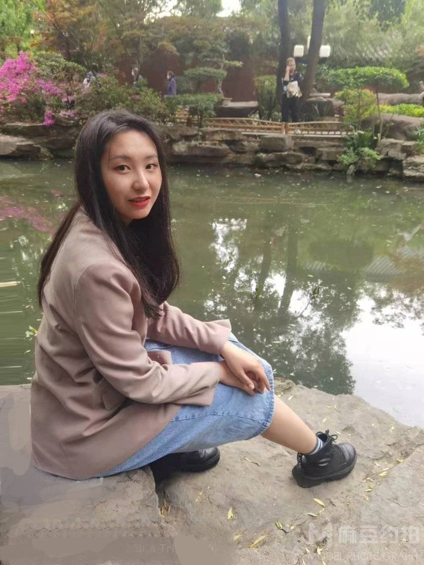 纪实模特