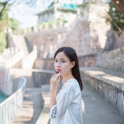 清新模特