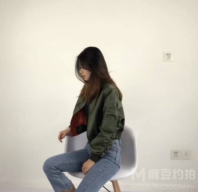 黑白模特