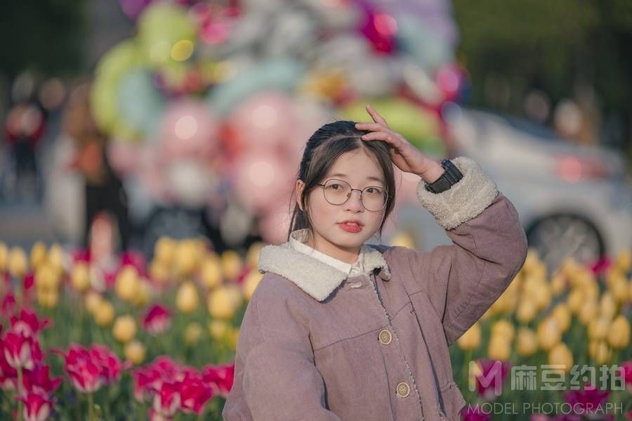 情绪模特