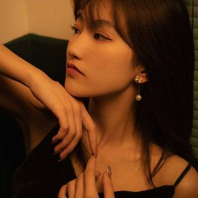 黑白模特